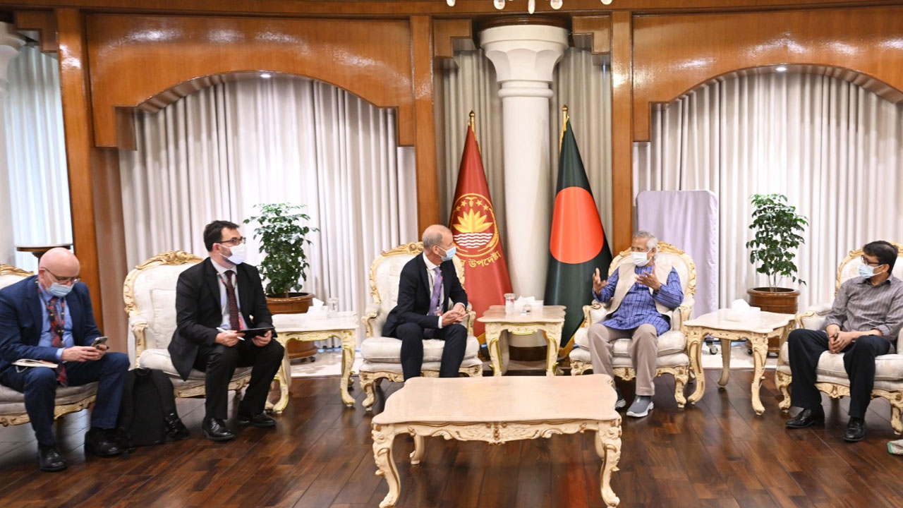 অন্তর্বর্তীকালীন সরকারের অর্থনৈতিক সংস্কারের প্রশংসা